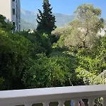 Alexander Apartments